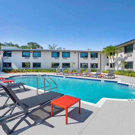 Motel 6-Fort Lauderdale, Fl Zewnętrze zdjęcie