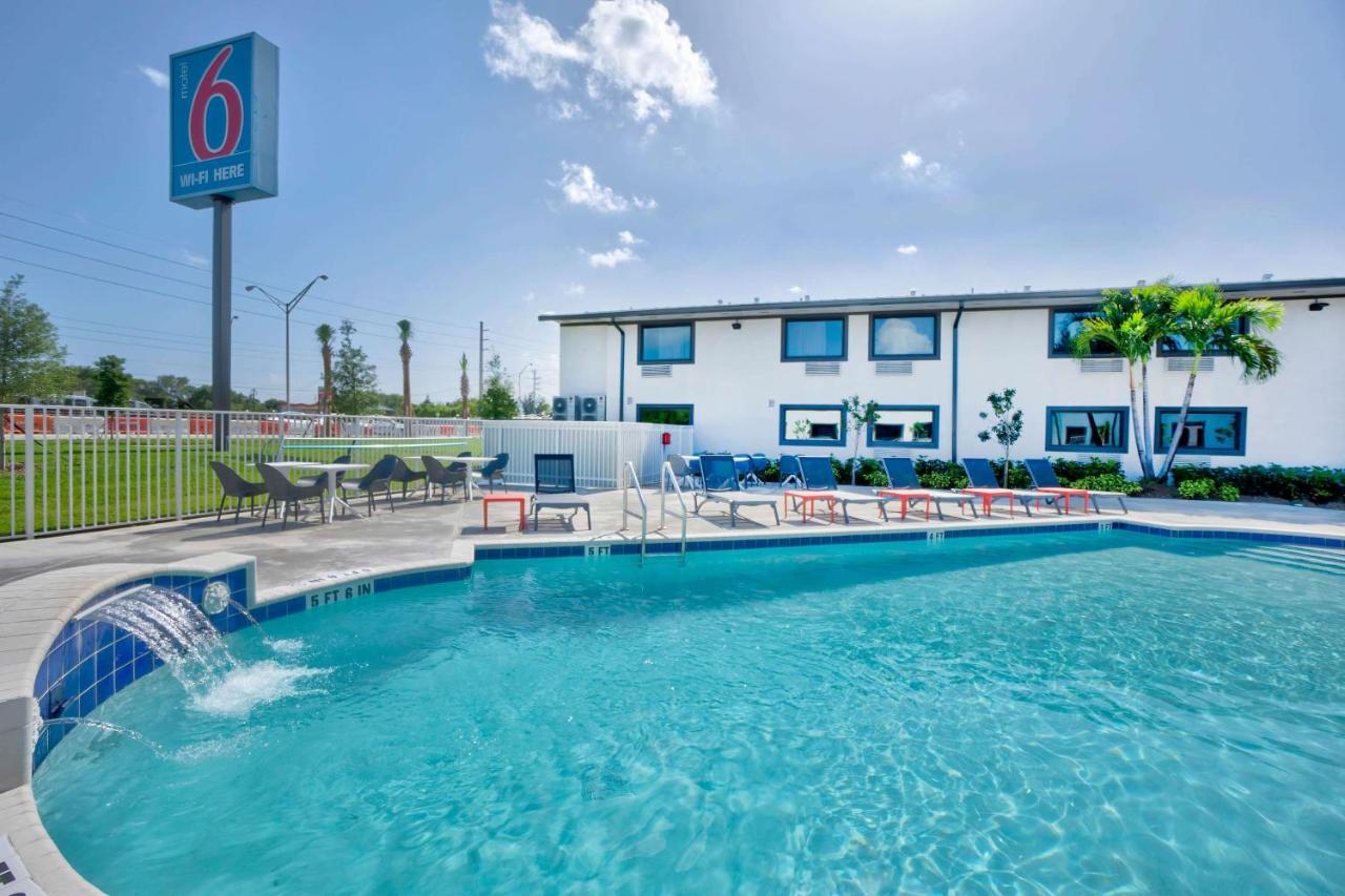 Motel 6-Fort Lauderdale, Fl Zewnętrze zdjęcie