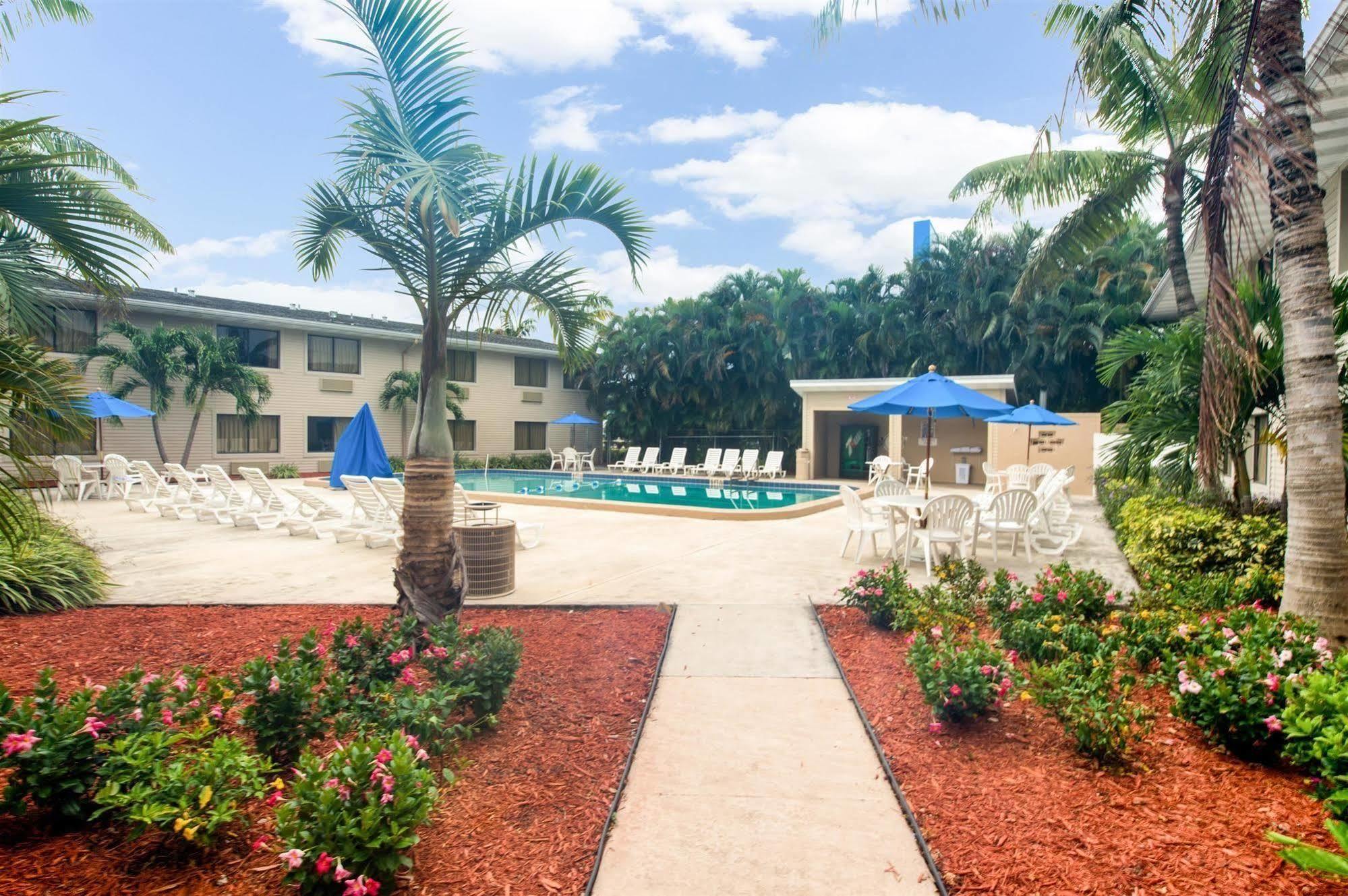 Motel 6-Fort Lauderdale, Fl Zewnętrze zdjęcie