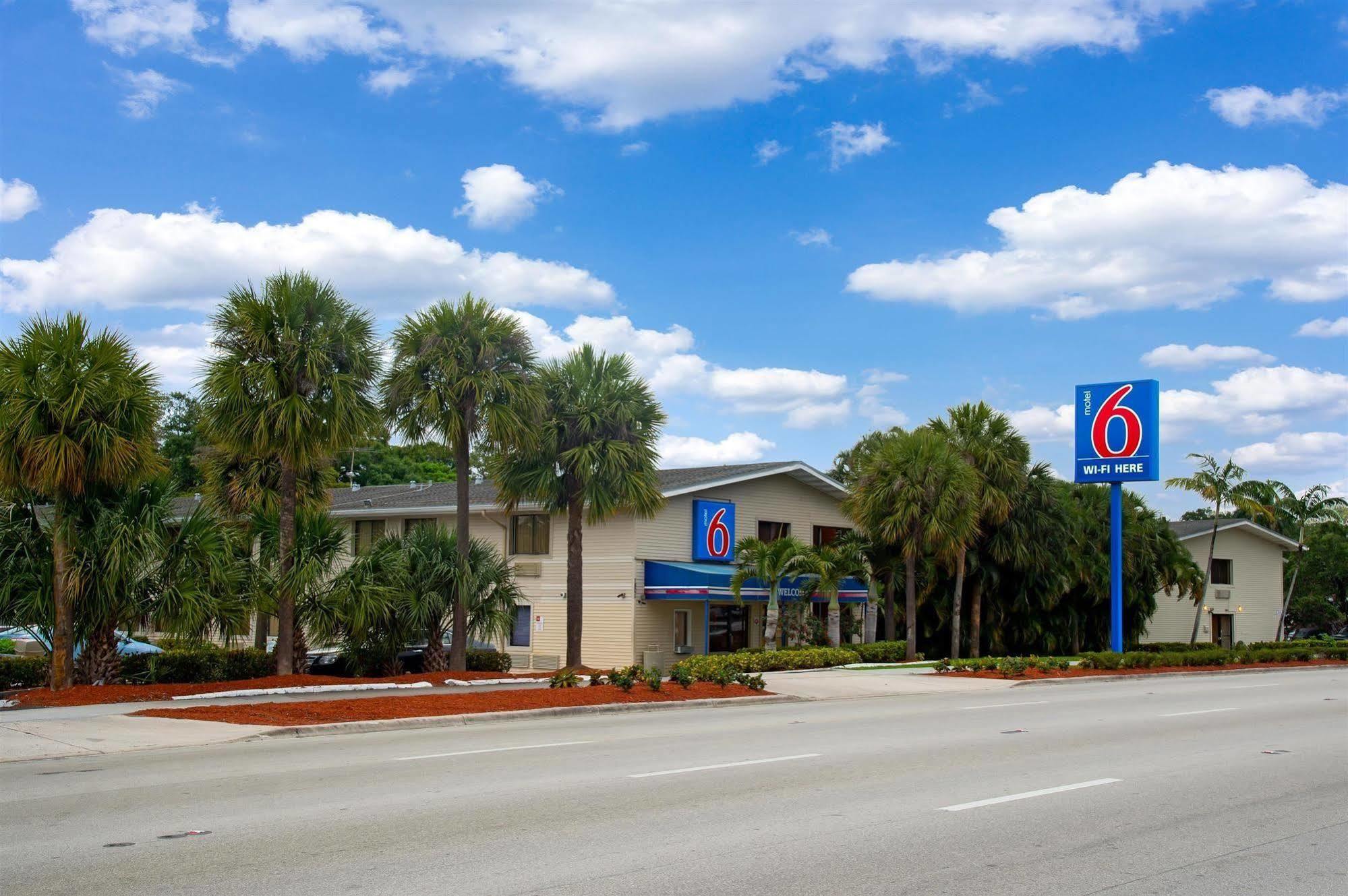 Motel 6-Fort Lauderdale, Fl Zewnętrze zdjęcie