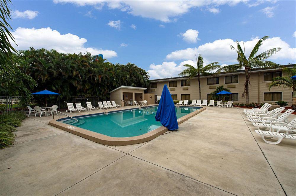 Motel 6-Fort Lauderdale, Fl Zewnętrze zdjęcie